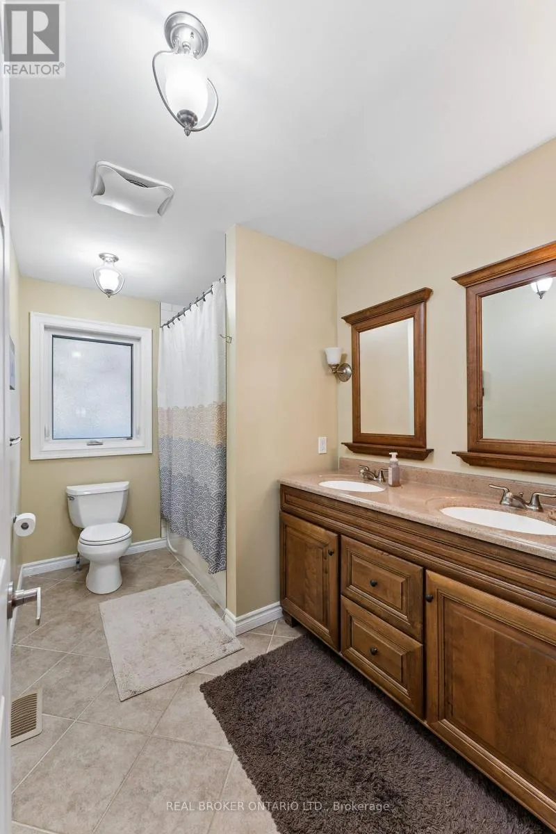 373 FORESTLAWN ROAD