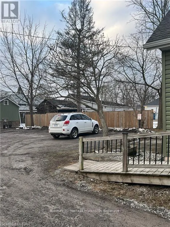 LOWER UNIT - 355 RIDGE ROAD N #Lower Unit