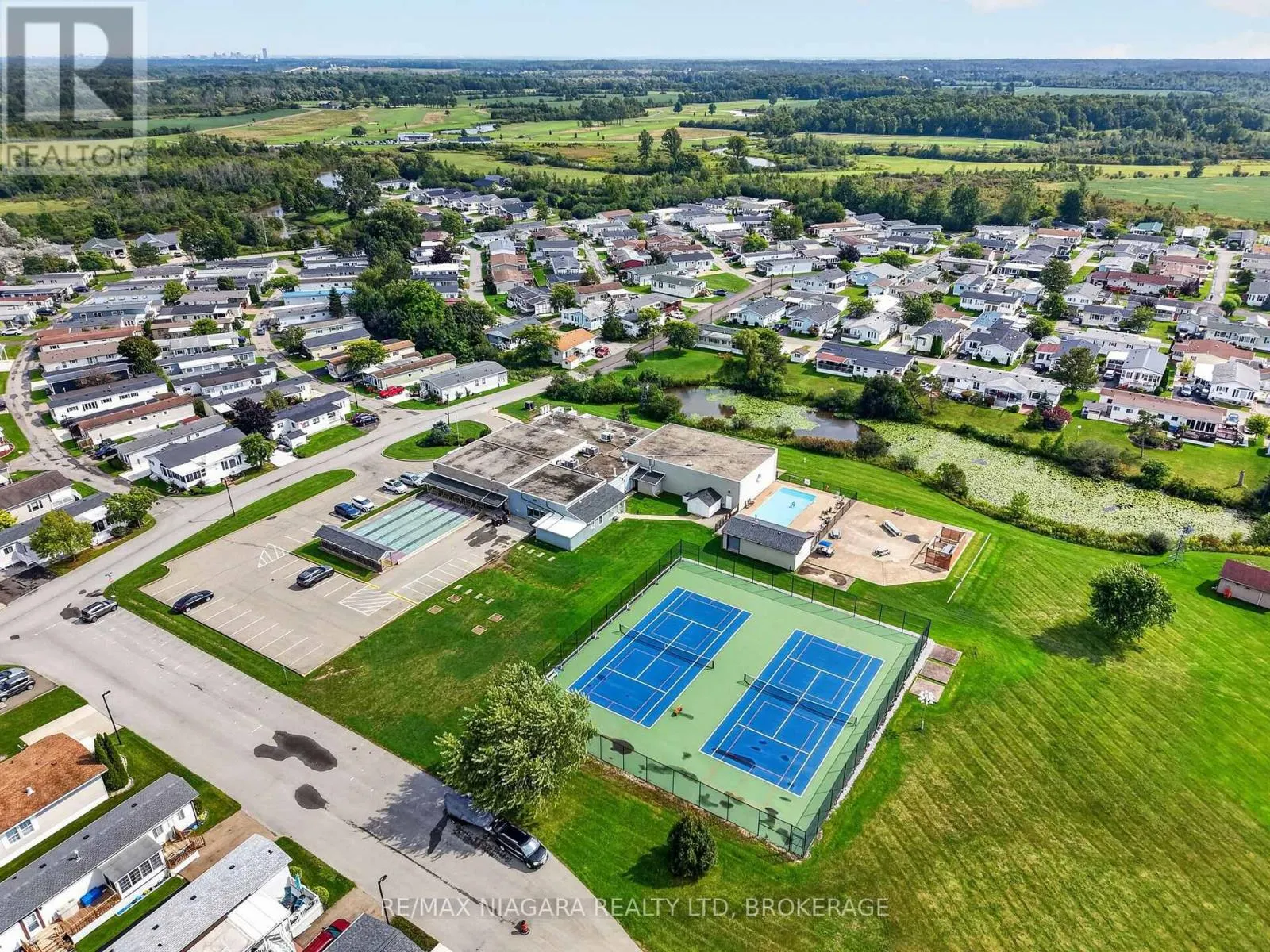 516 - 3033 TOWNLINE ROAD #516
