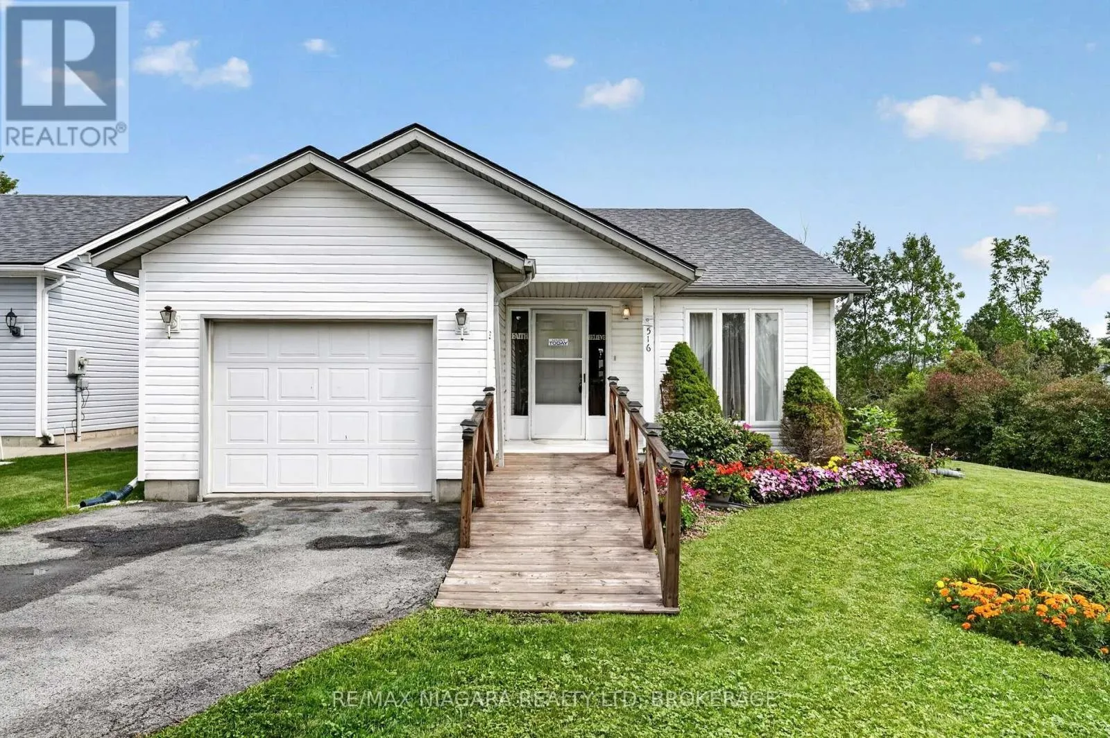 516 - 3033 TOWNLINE ROAD #516