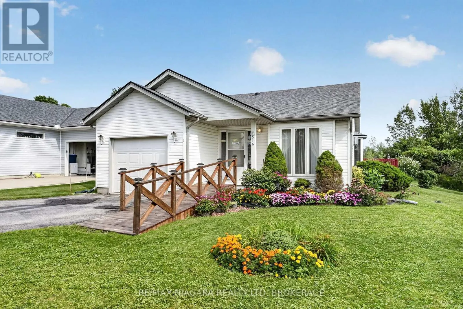 516 - 3033 TOWNLINE ROAD #516