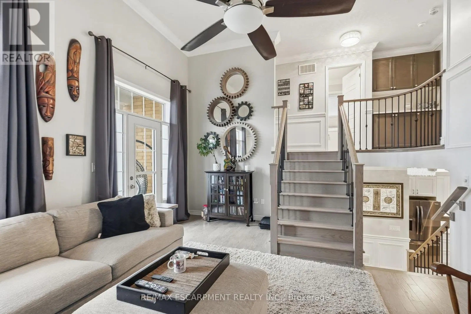23 FOREST RIDGE AVENUE