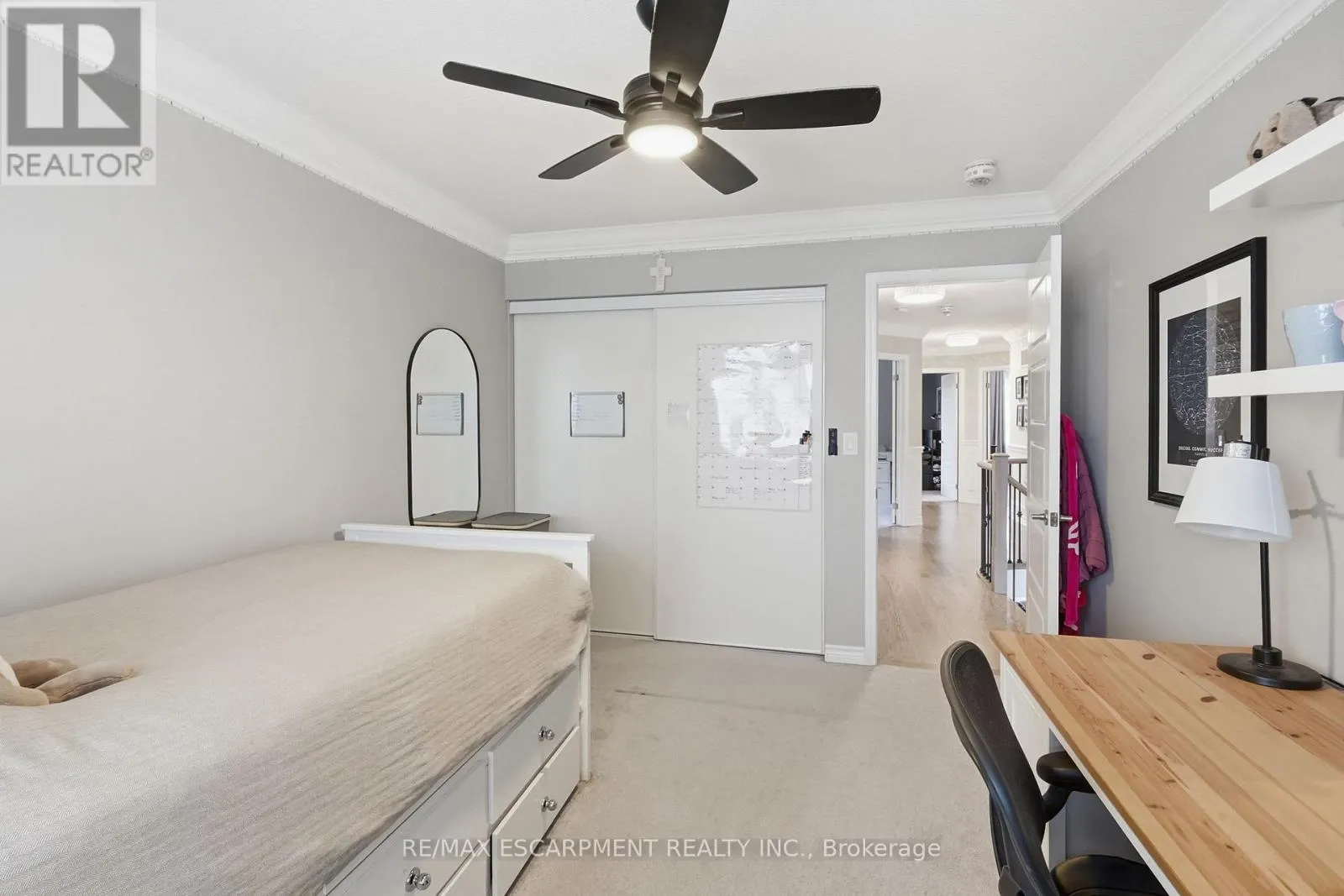 23 FOREST RIDGE AVENUE