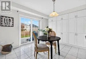 7 PICKETT PLACE