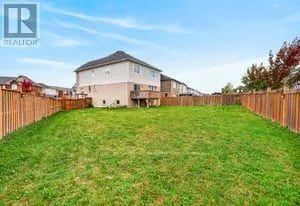 7 PICKETT PLACE