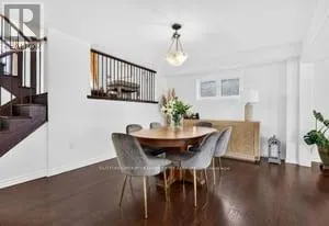 7 PICKETT PLACE