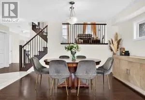 7 PICKETT PLACE