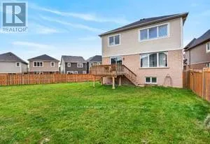 7 PICKETT PLACE