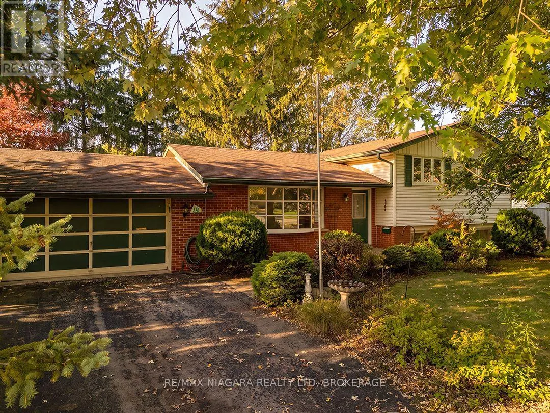 29 RUNNYMEDE ROAD