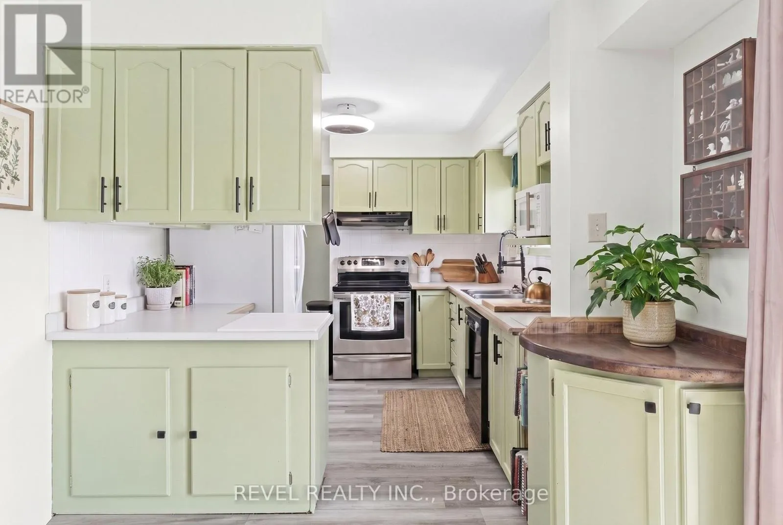 1038 CRESSWELL ROAD