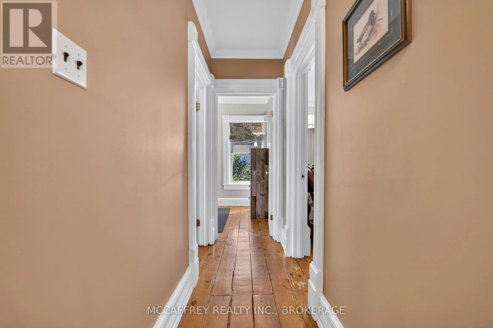 2 BRIGGS STREET