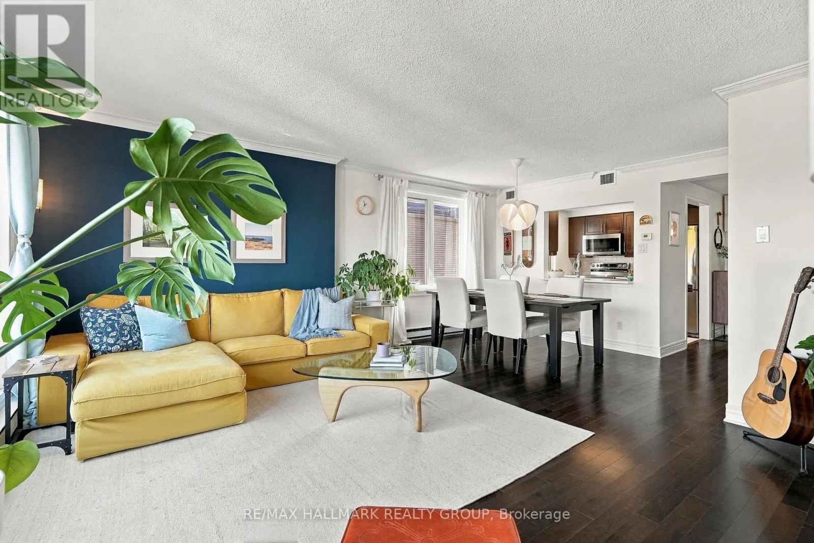401 - 959 NORTH RIVER ROAD