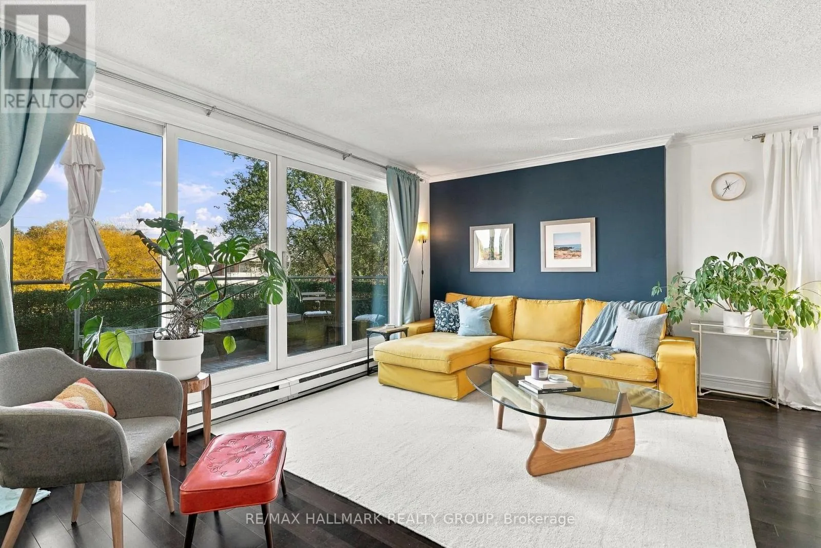 401 - 959 NORTH RIVER ROAD