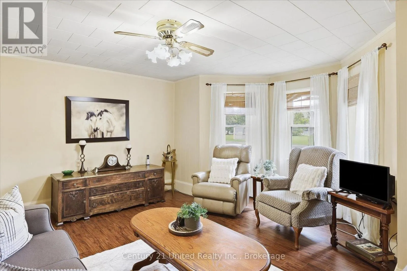 164 HILLSIDE DRIVE