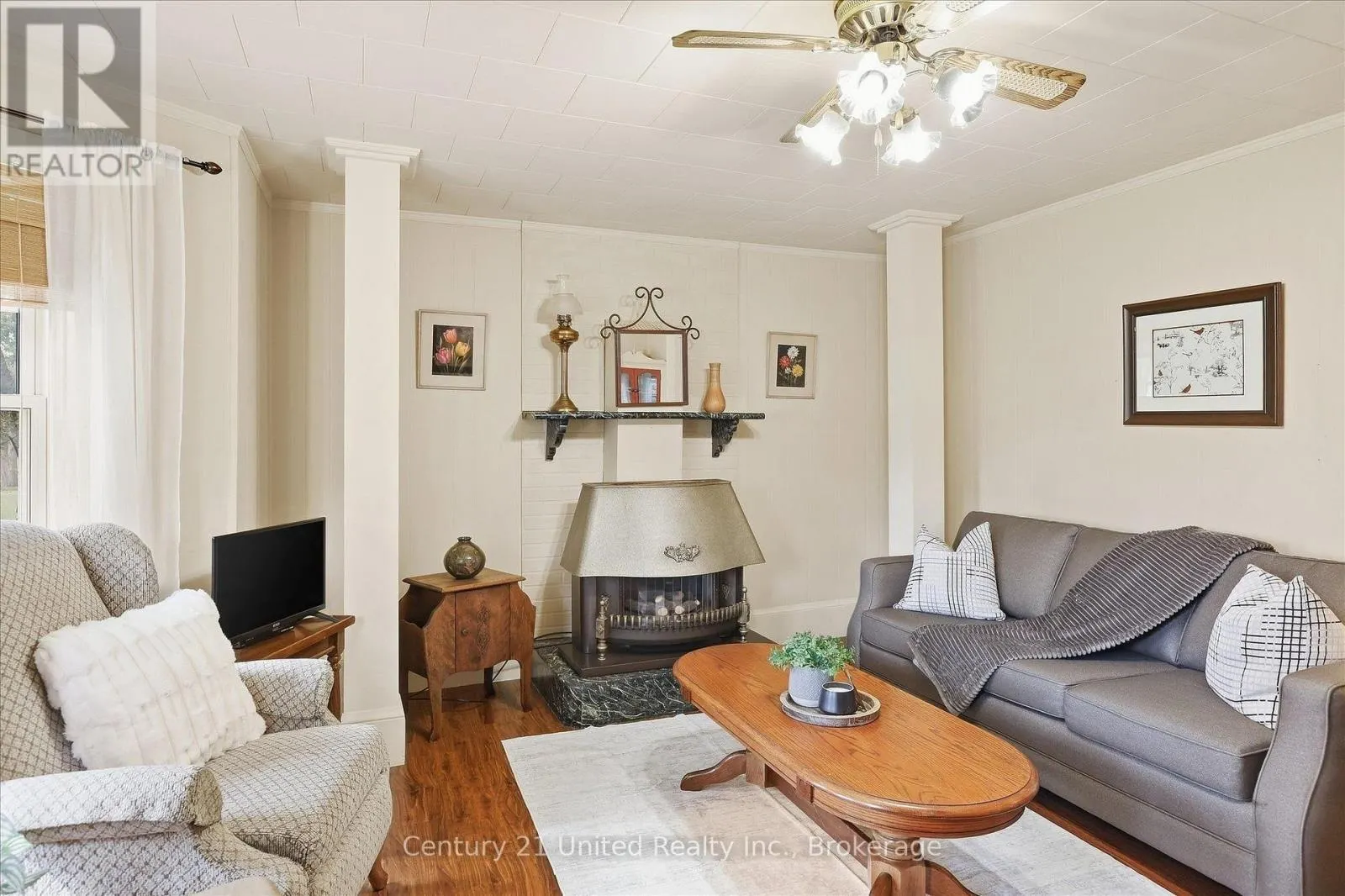 164 HILLSIDE DRIVE