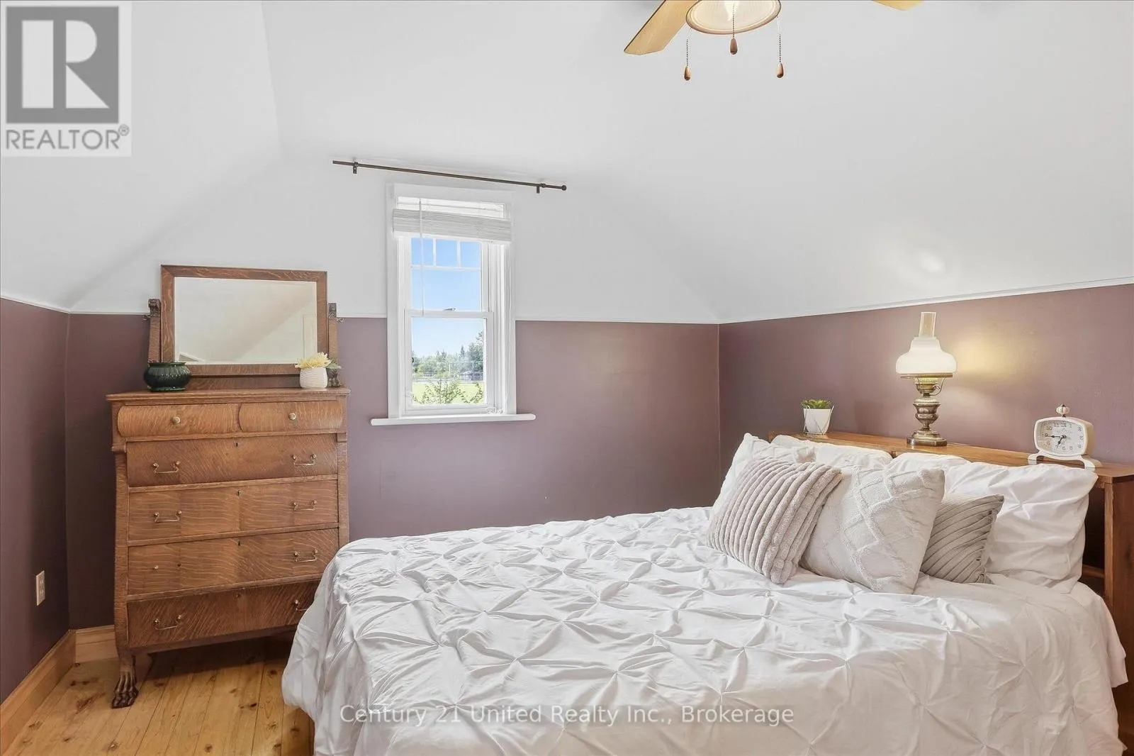 164 HILLSIDE DRIVE