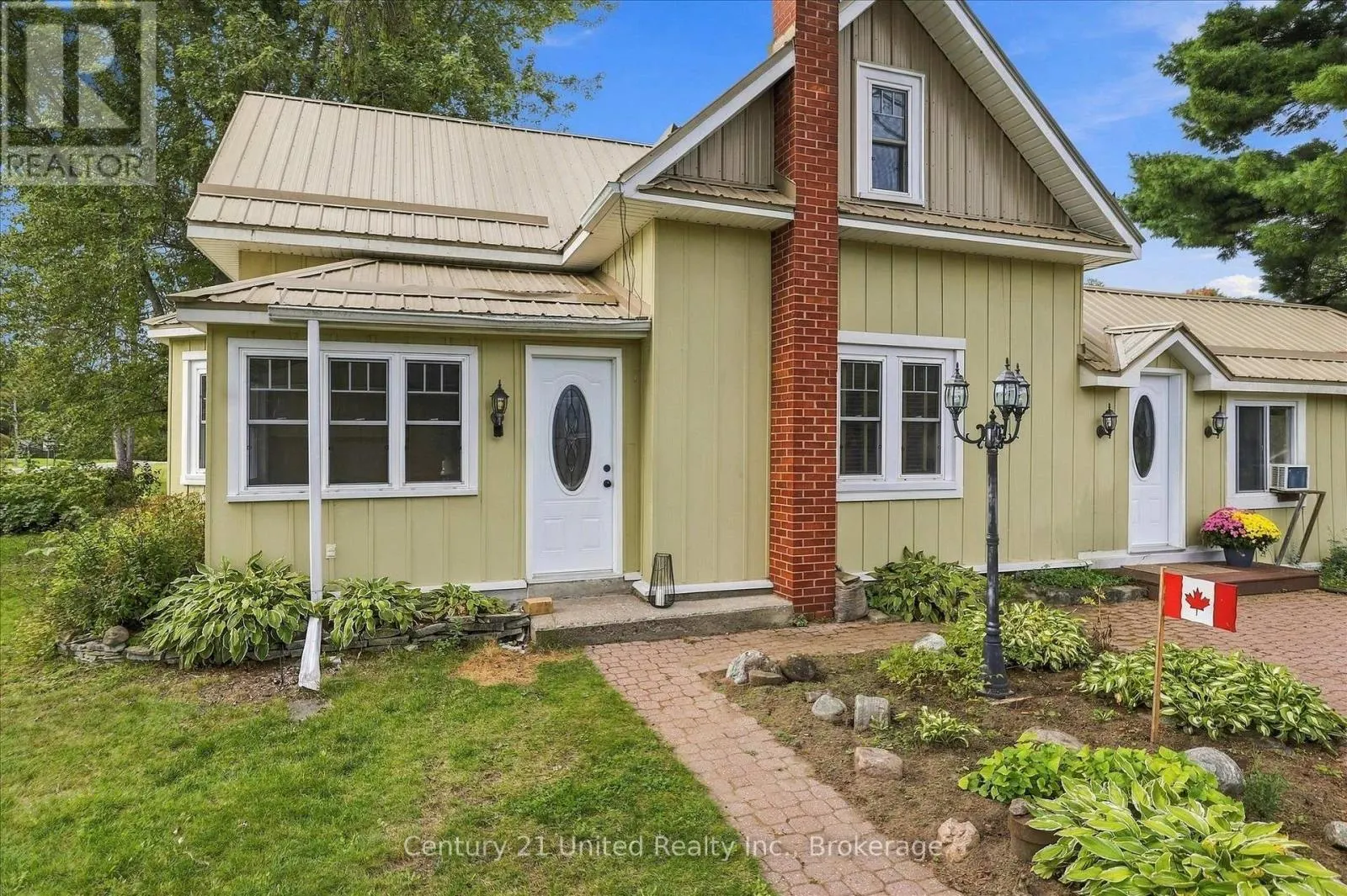 164 HILLSIDE DRIVE