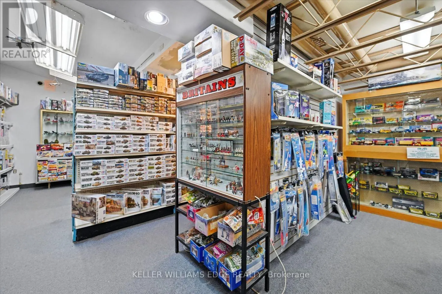 72 KING STREET E