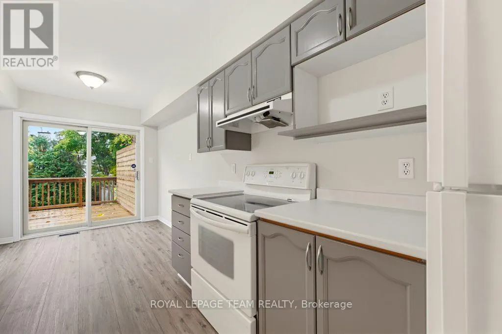 44 JACKMAN TERRACE
