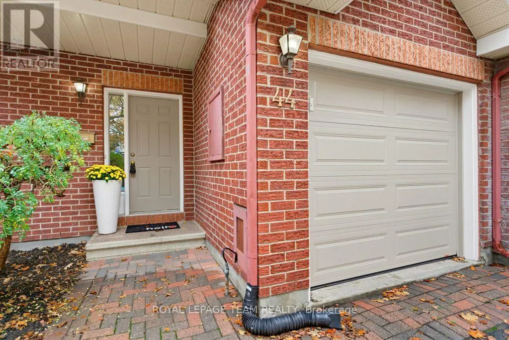 44 JACKMAN TERRACE