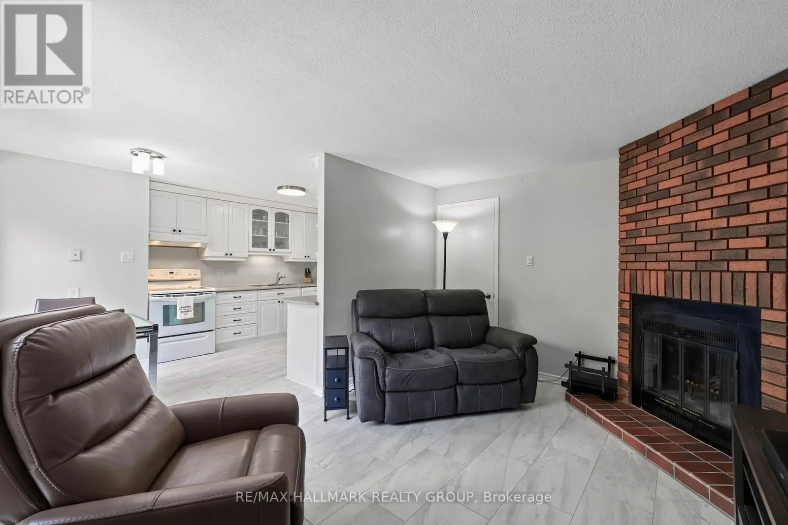 1055 AVIGNON COURT