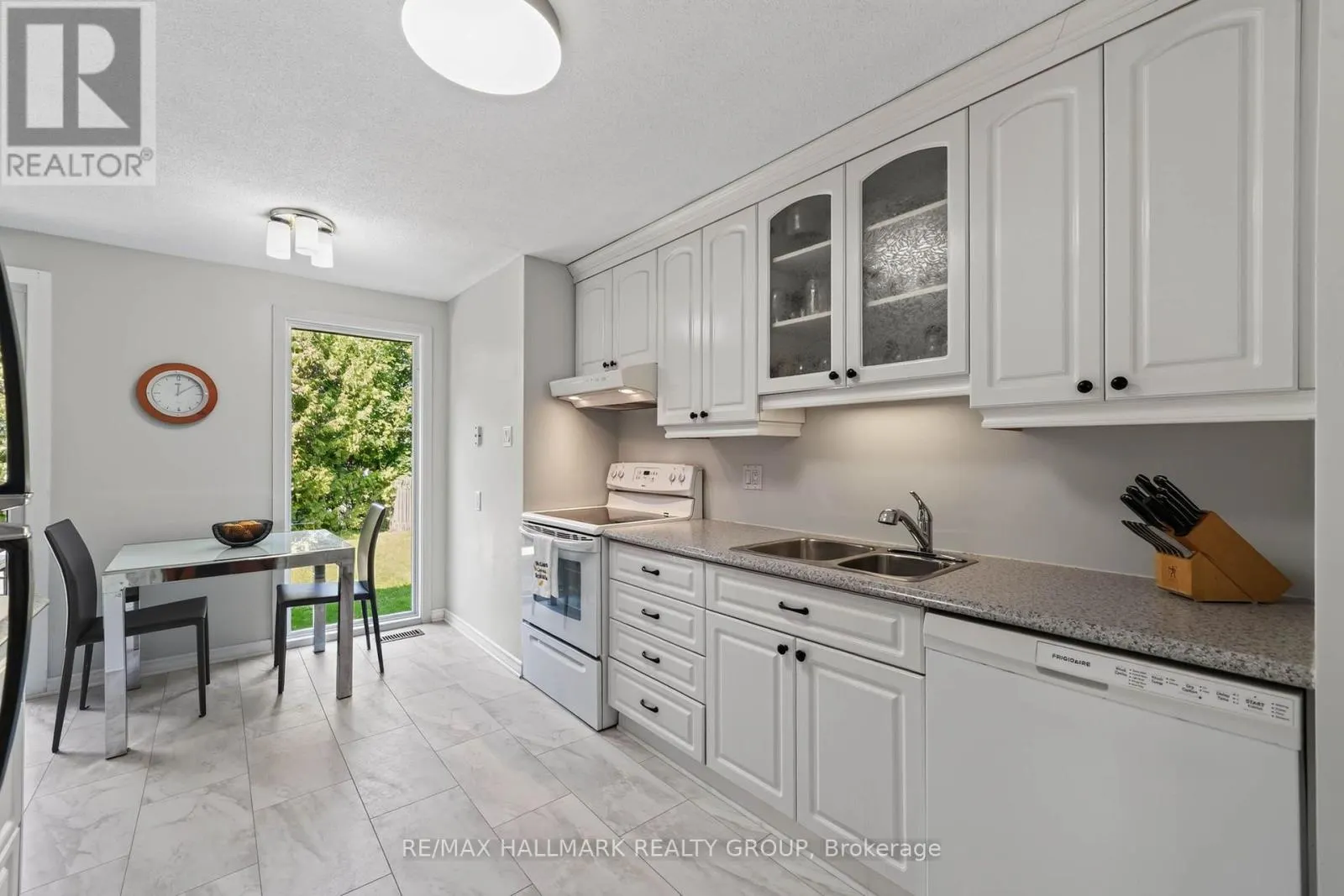 1055 AVIGNON COURT