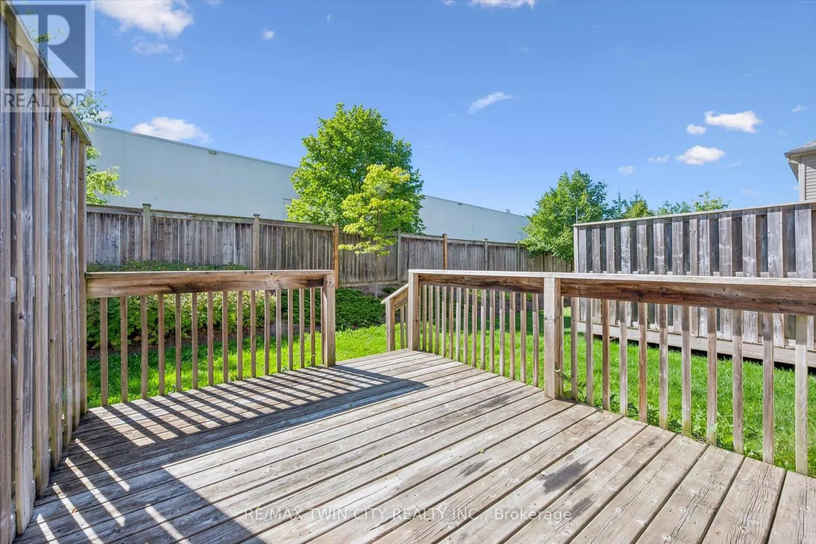 24 - 555 CHABLIS DRIVE