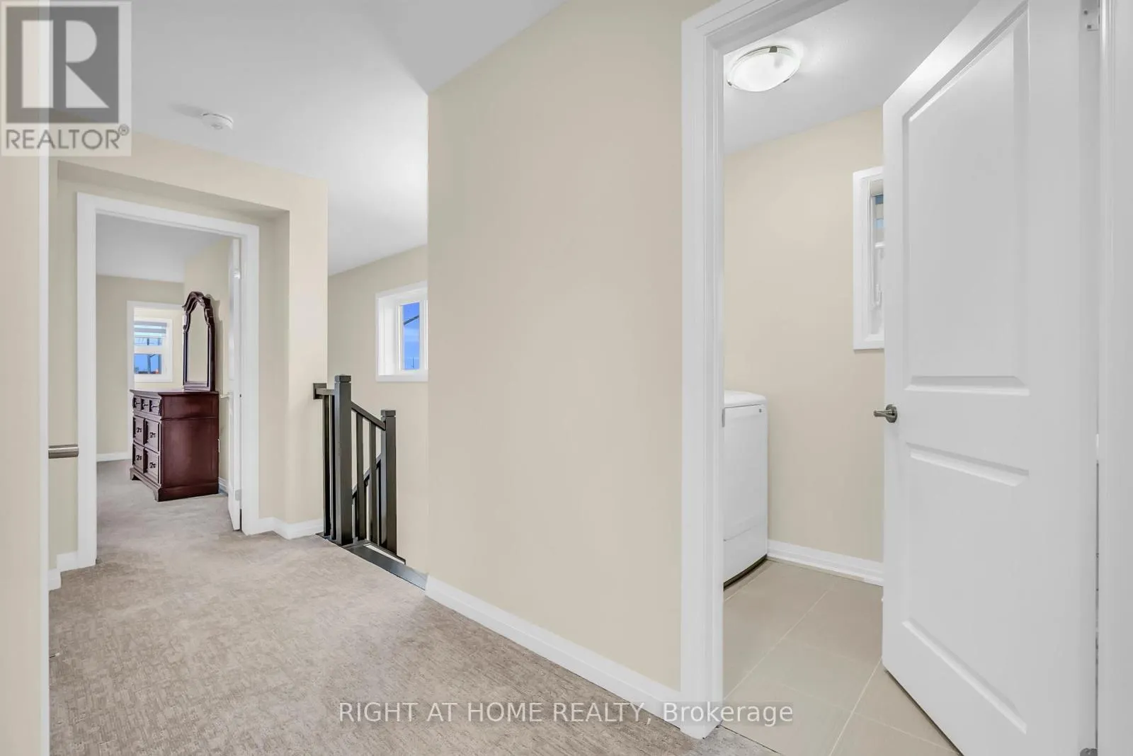 4 WEST CREEK COURT