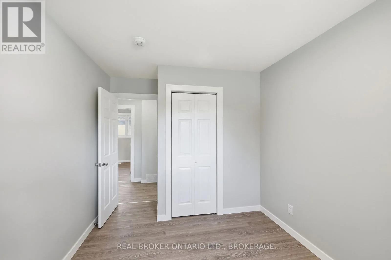 759 HIGH GATE PARK DRIVE