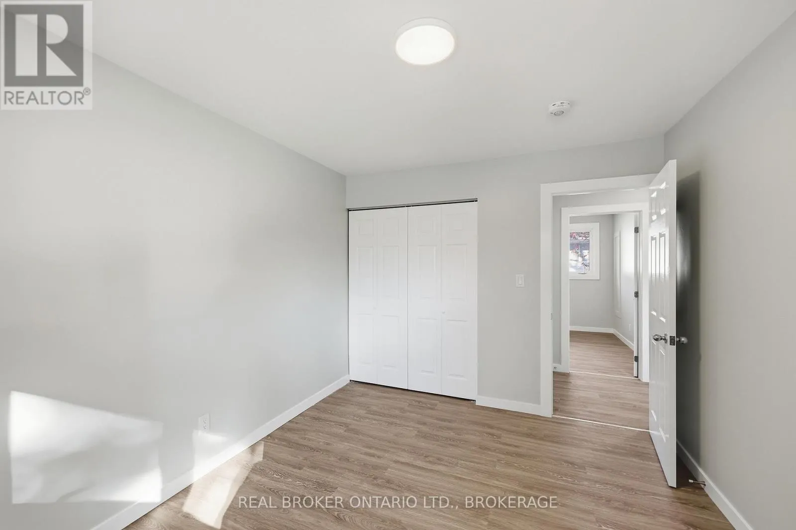 759 HIGH GATE PARK DRIVE