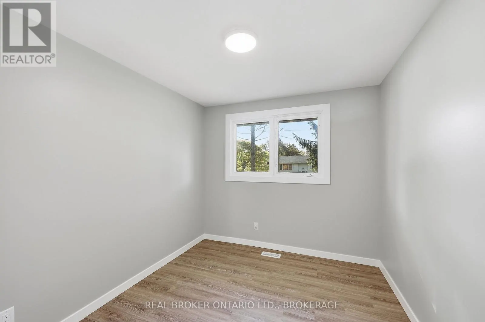 759 HIGH GATE PARK DRIVE