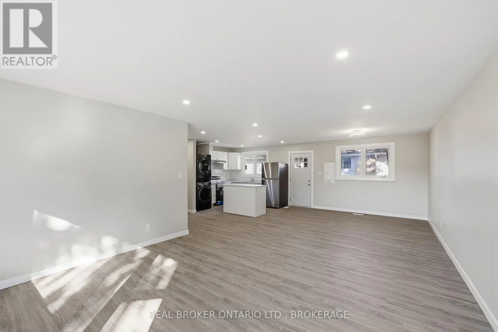 759 HIGH GATE PARK DRIVE