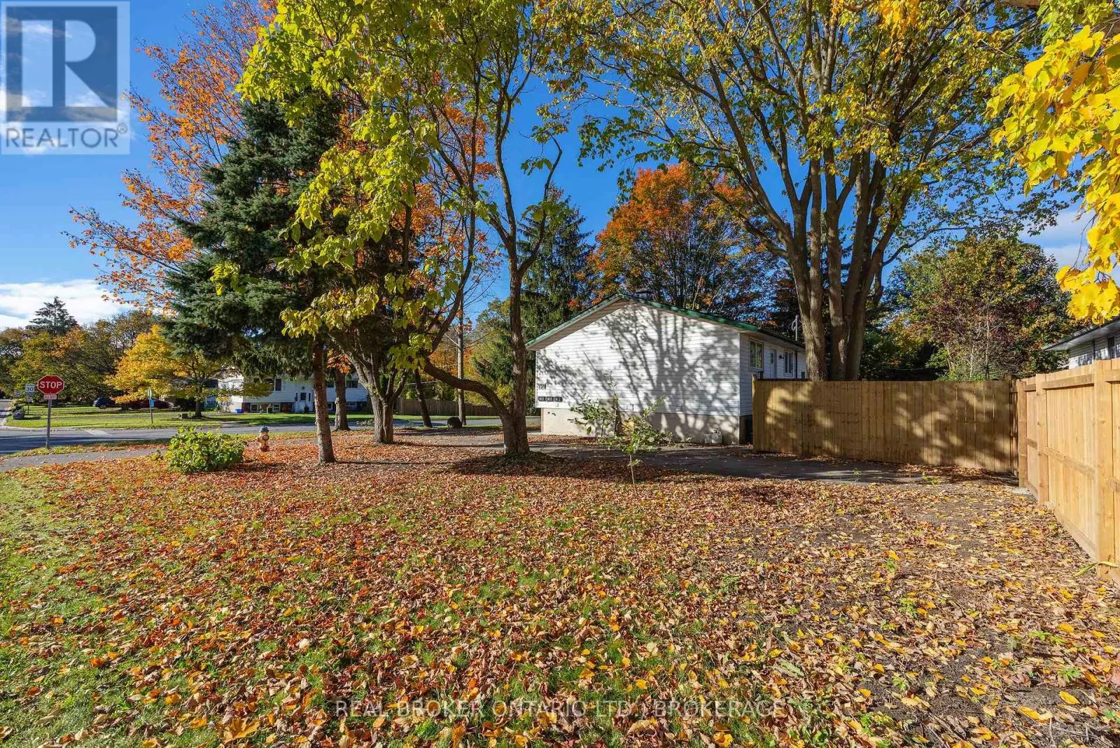 759 HIGH GATE PARK DRIVE
