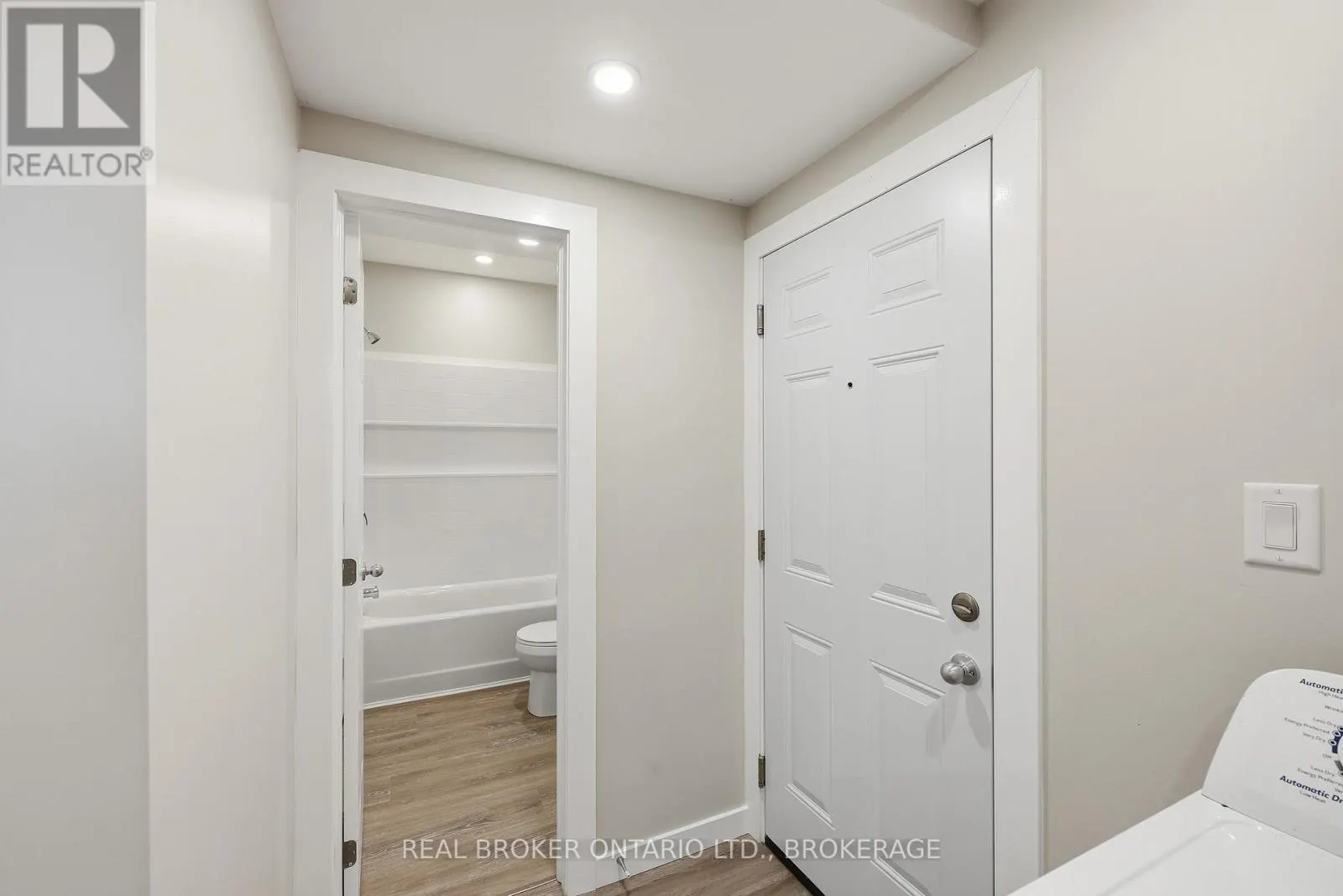 759 HIGH GATE PARK DRIVE
