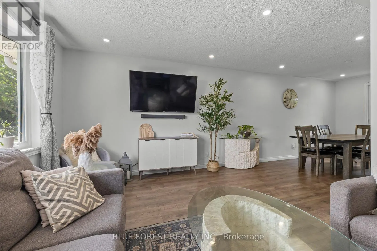 42 DUNWICH DRIVE