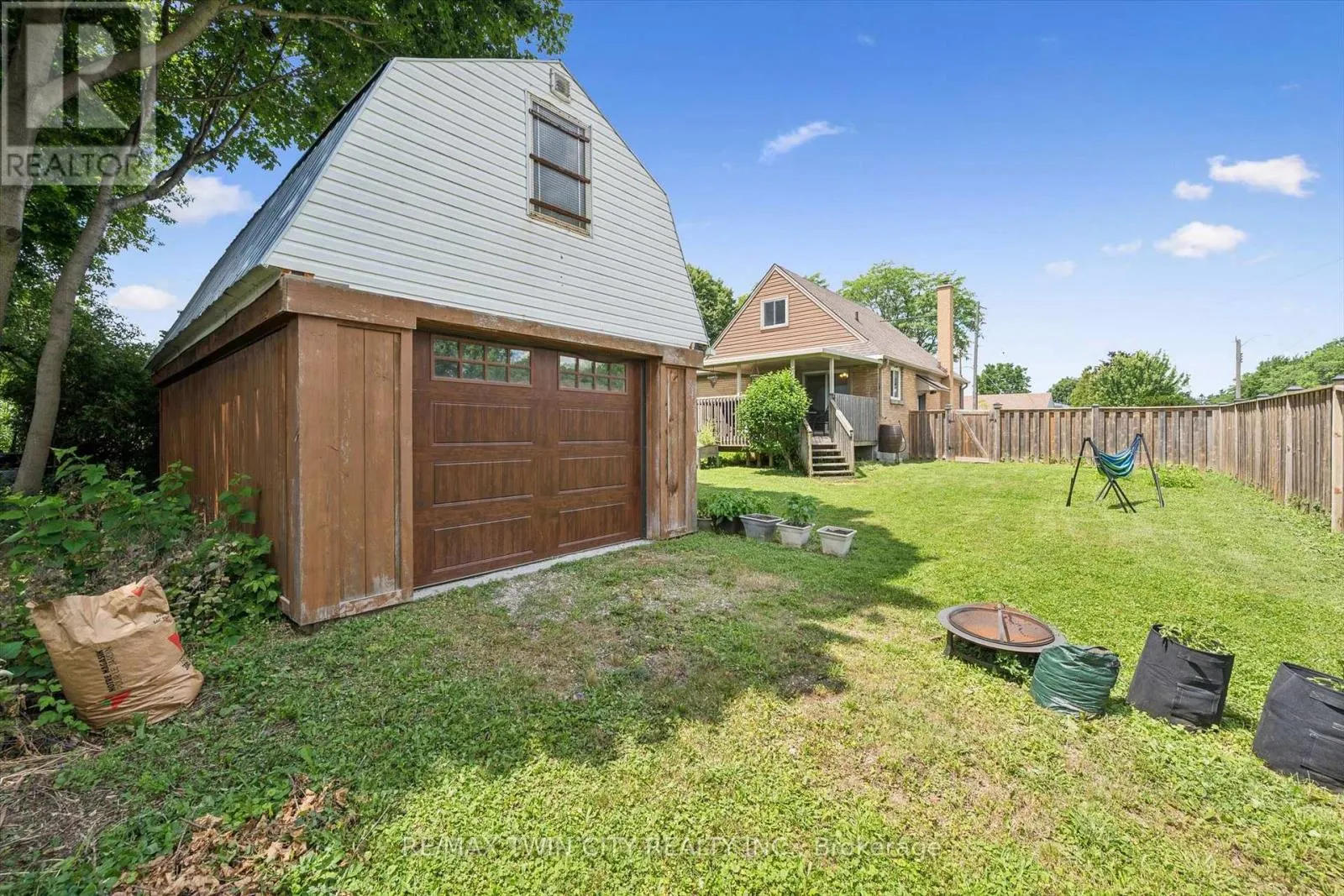 129 FLORENCE AVENUE