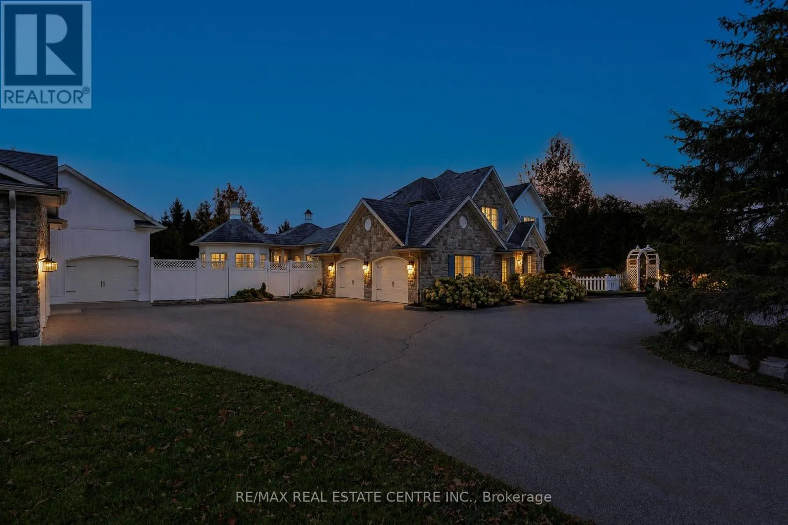 6805 CONCESSION 2