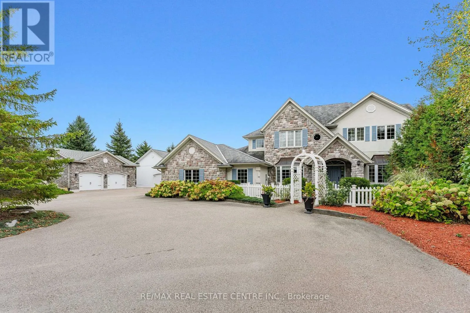 6805 CONCESSION 2