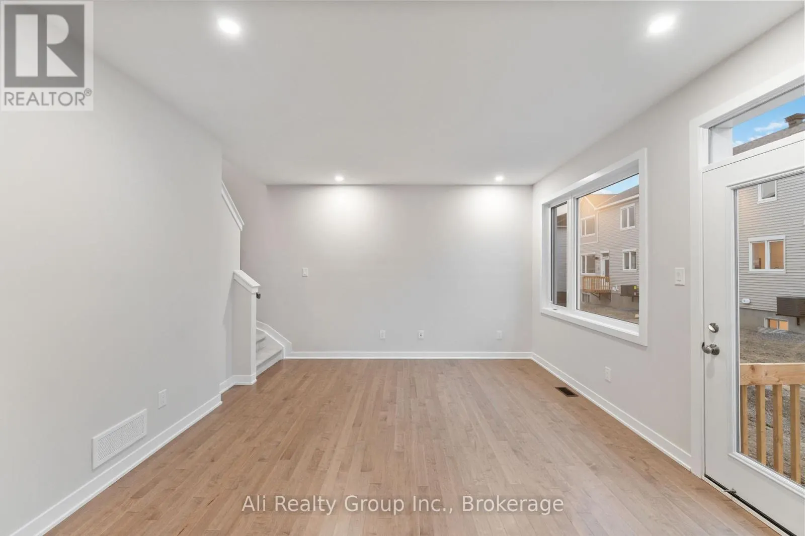 242 FALSETTO STREET
