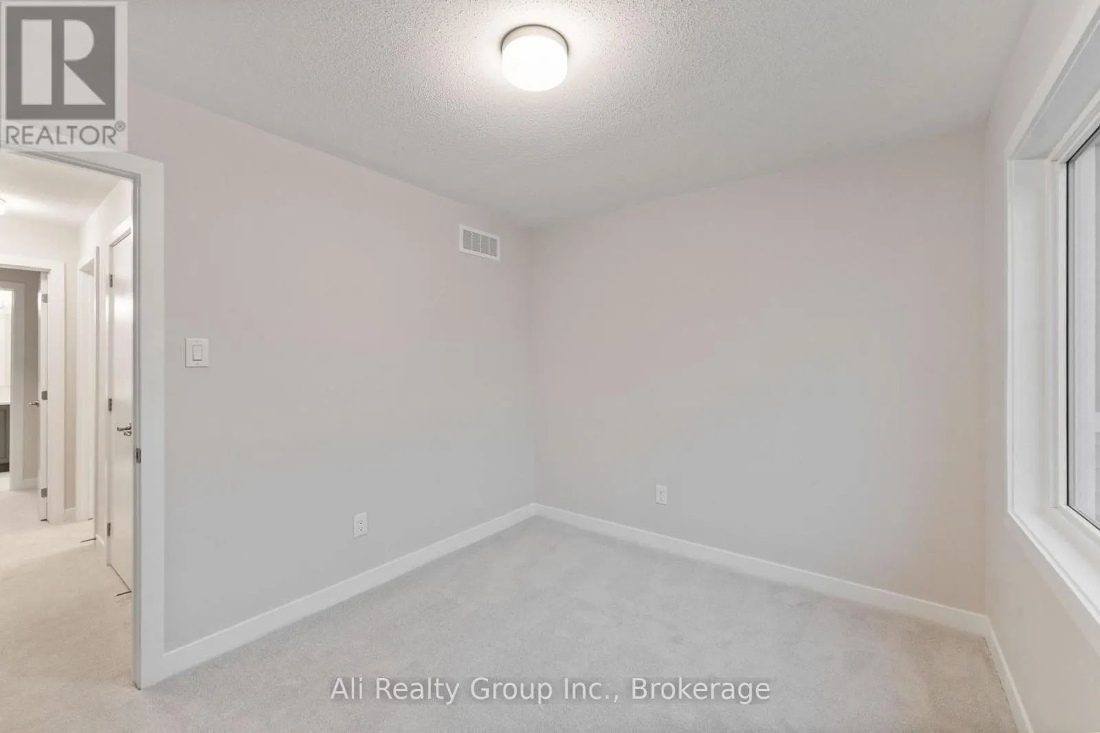 242 FALSETTO STREET