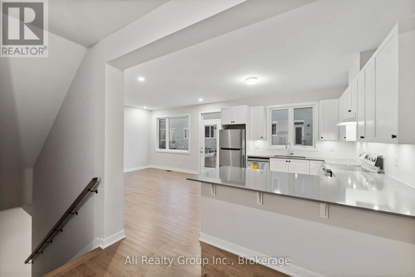 242 FALSETTO STREET