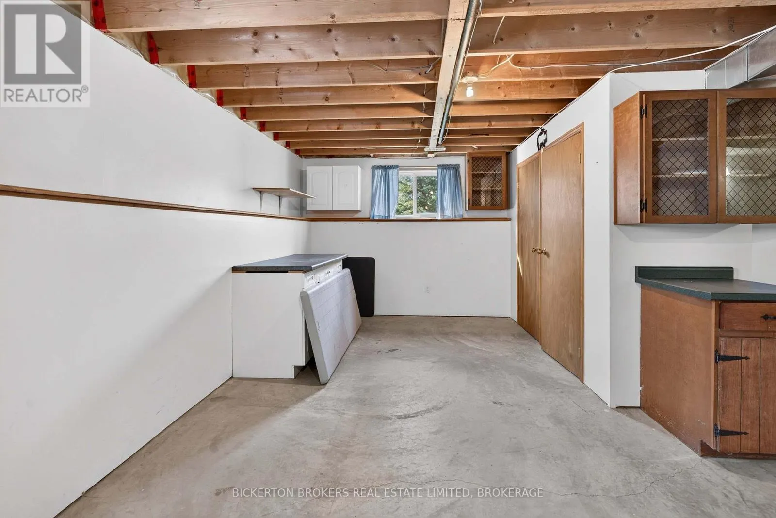 354 OAK STREET