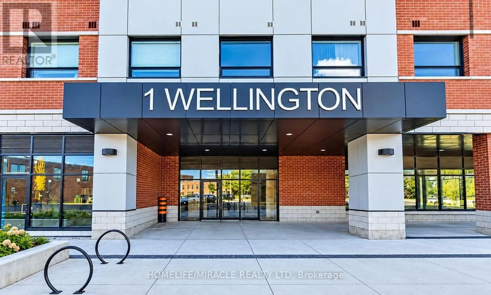 815 - 1 WELLINGTON STREET