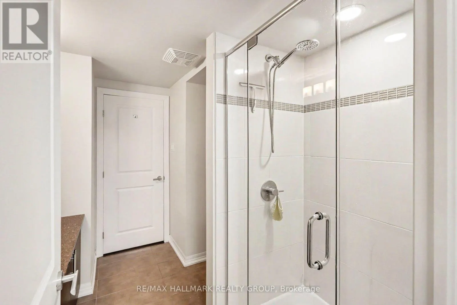 201 - 242 RIDEAU STREET