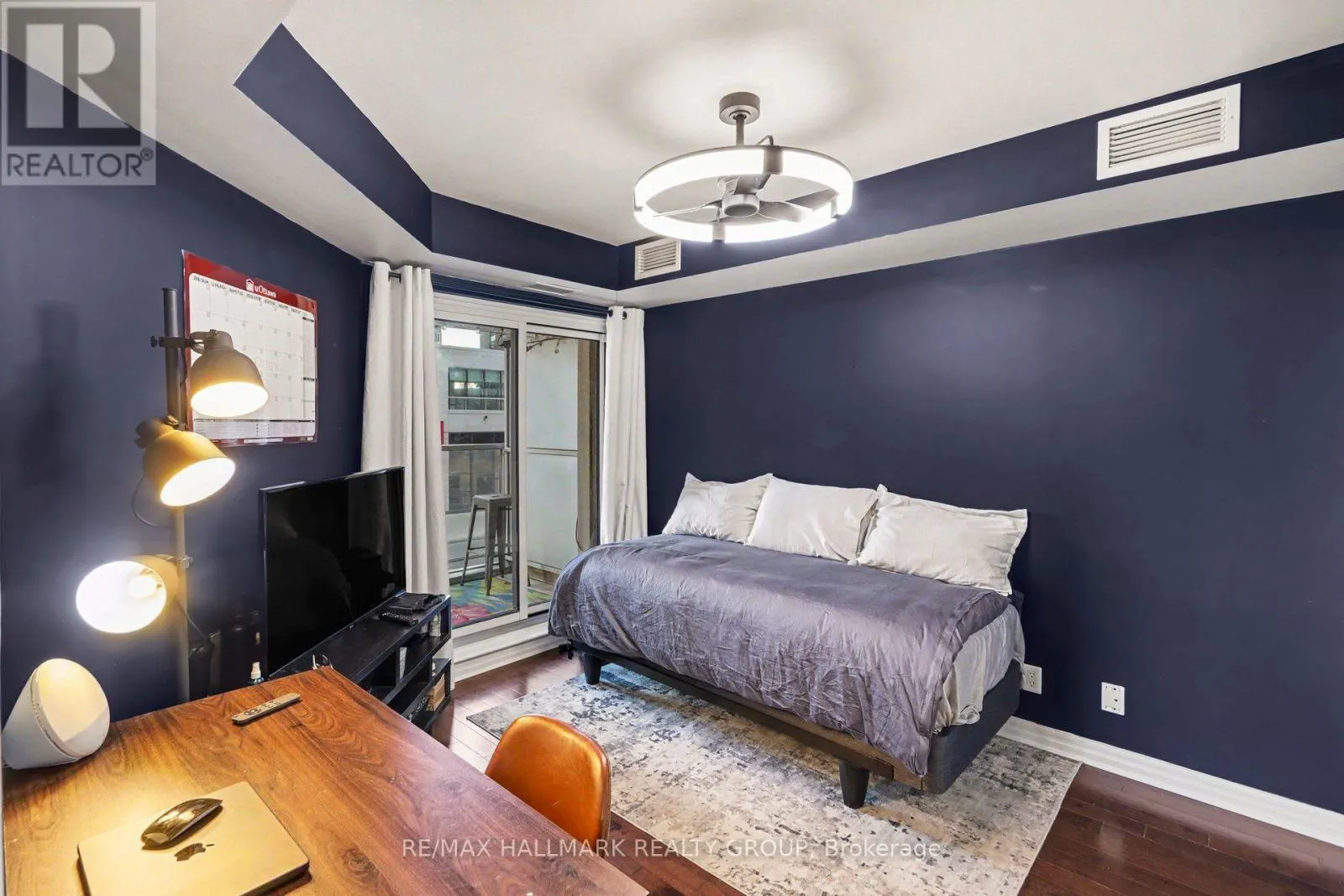 201 - 242 RIDEAU STREET