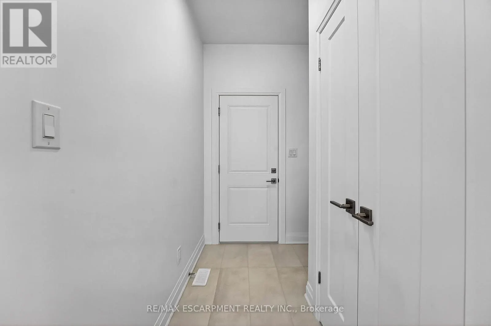 8868 ANGIE DRIVE