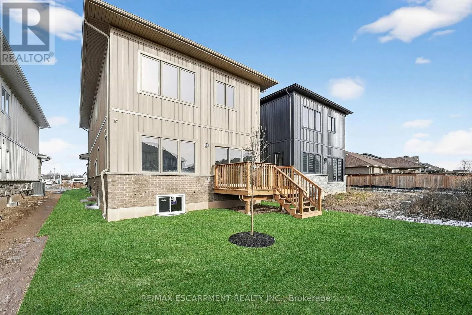 8868 ANGIE DRIVE