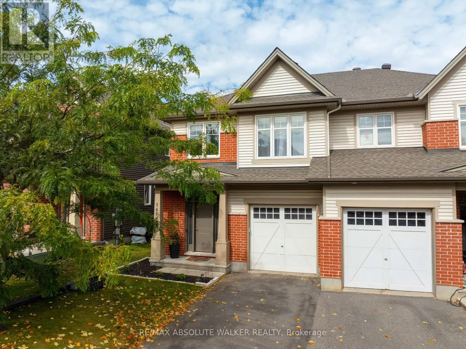 769 HAZELNUT CRESCENT