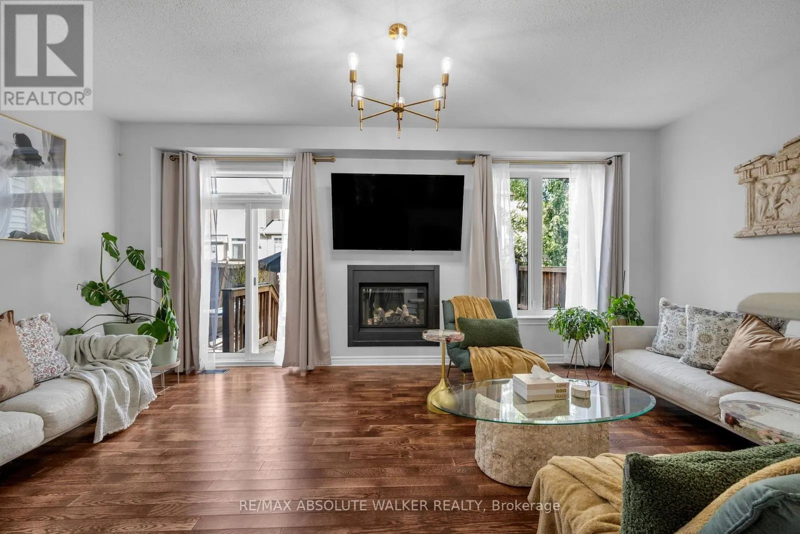 769 HAZELNUT CRESCENT
