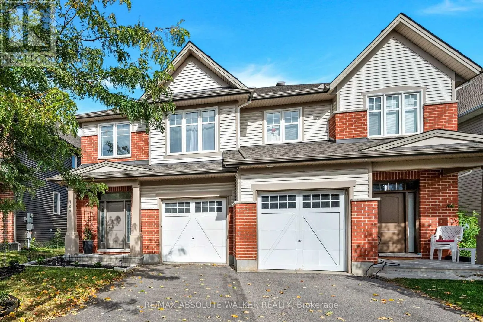 769 HAZELNUT CRESCENT